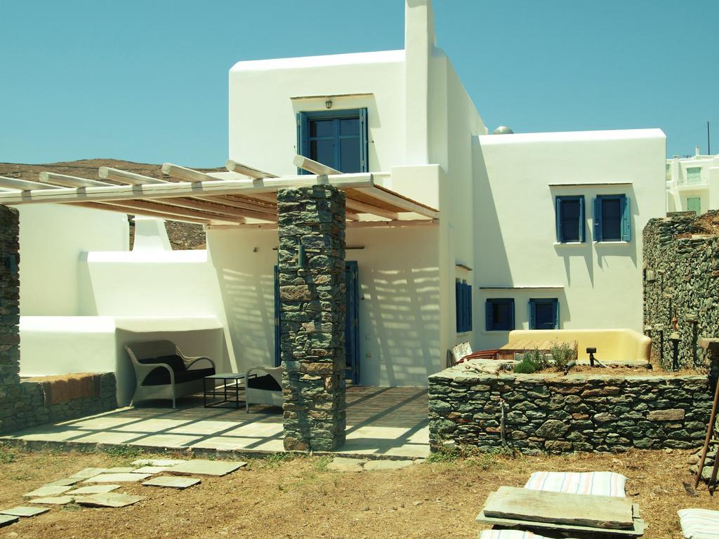 Almyra Yellow Villa Китнос Стая снимка